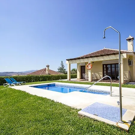 Complejo Rural Mayoralas 3* Periana