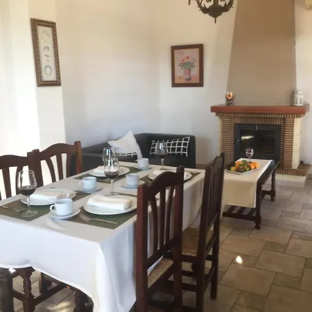 Complejo Rural Mayoralas 3* Periana