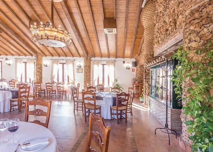Complejo Rural Mayoralas 3* Periana